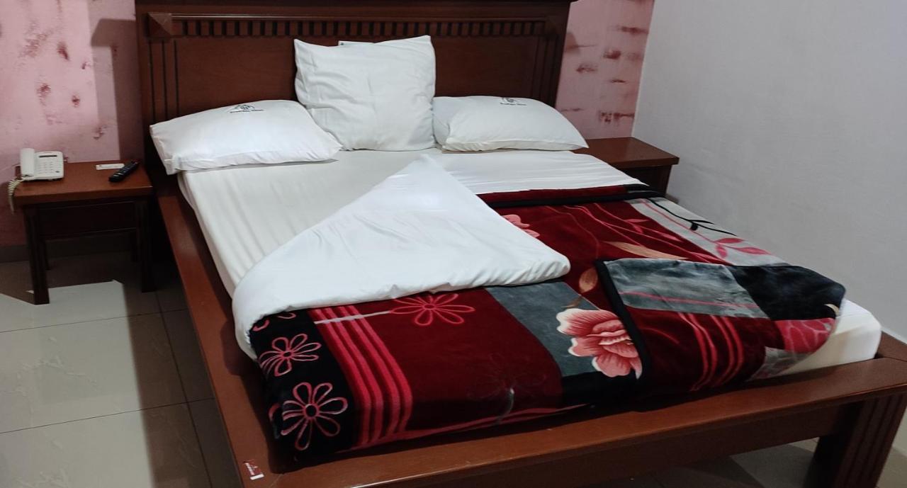 Prodiges Hotel Yaoundé Εξωτερικό φωτογραφία