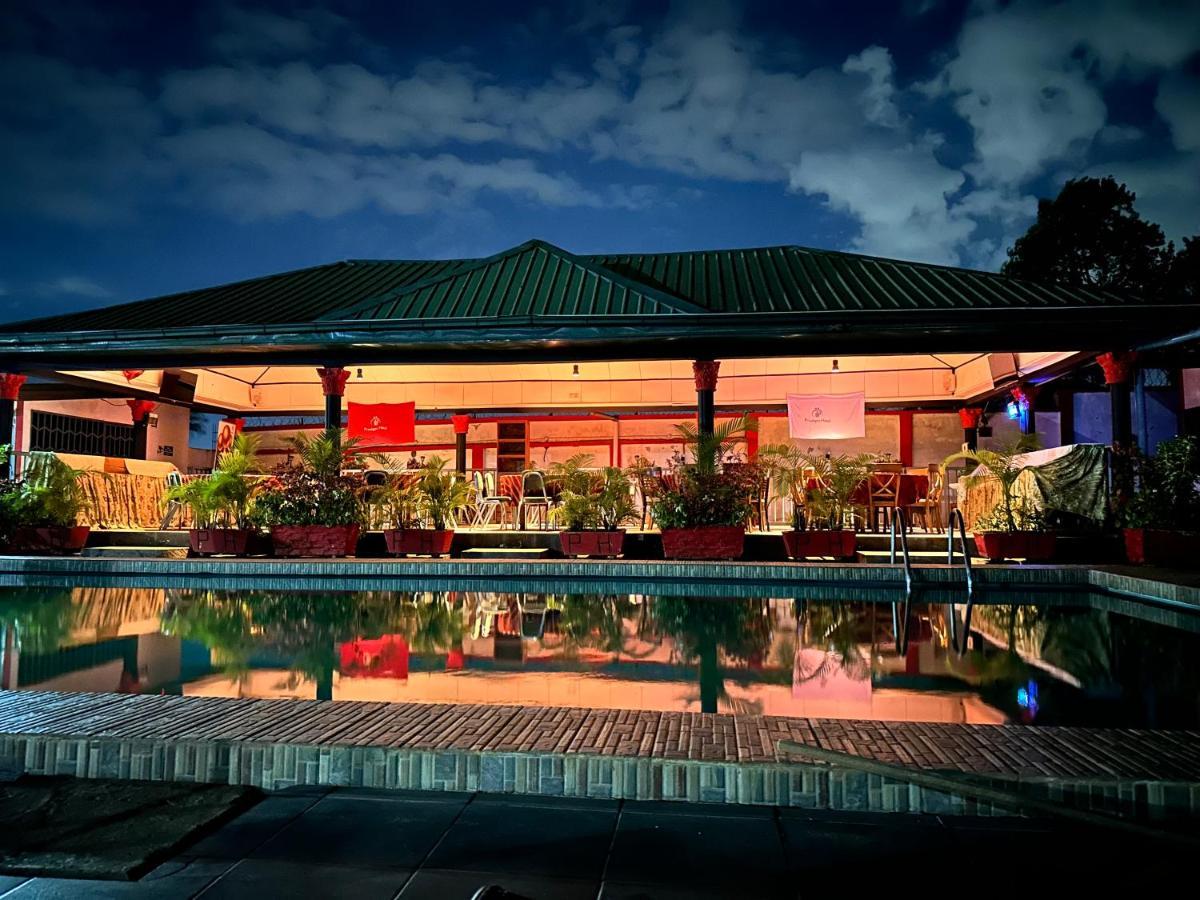 Prodiges Hotel Yaoundé Εξωτερικό φωτογραφία